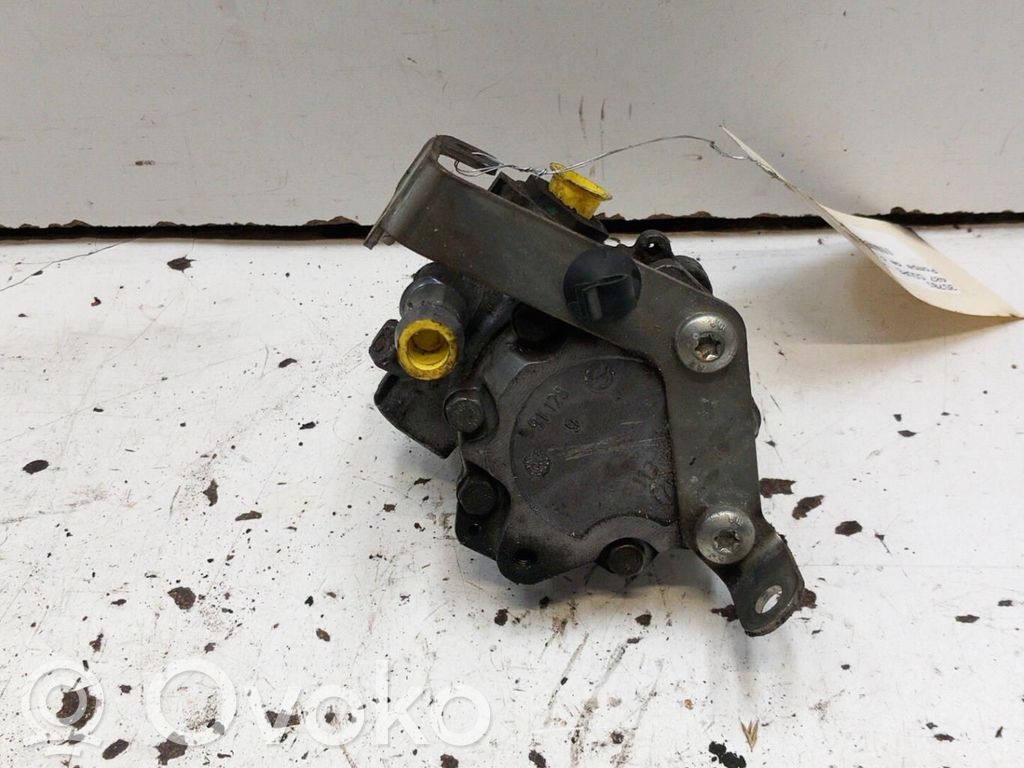 Peugeot 407 Ohjaustehostimen pumppu 