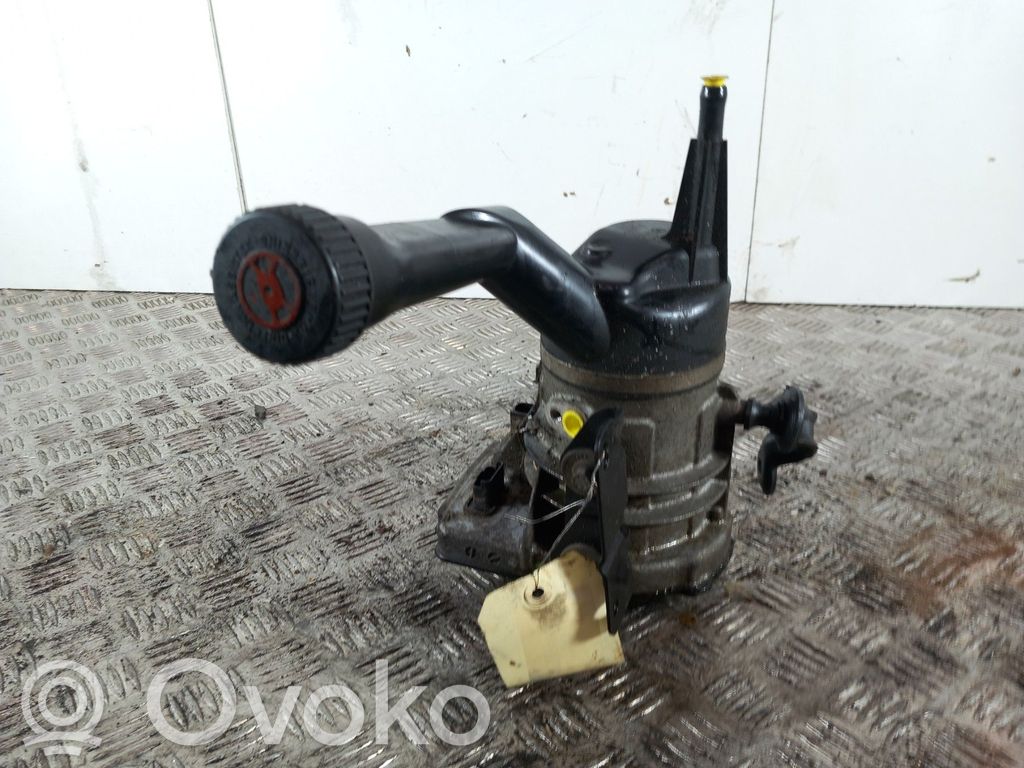 Peugeot Partner Power steering pump 