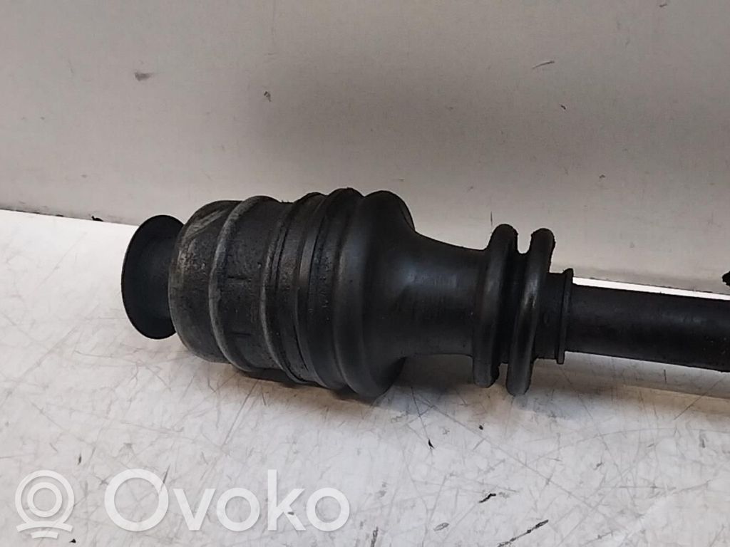 Renault Clio I Eje de transmisión delantero 