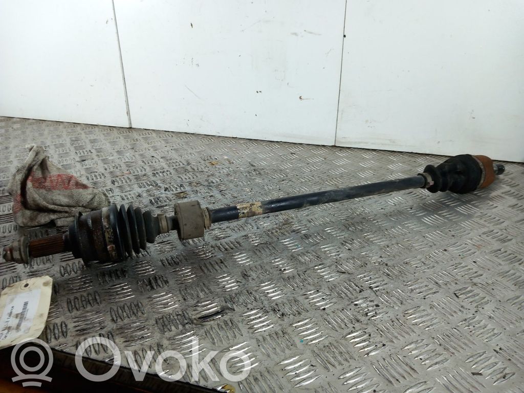 Opel Agila B Półoś przednia 