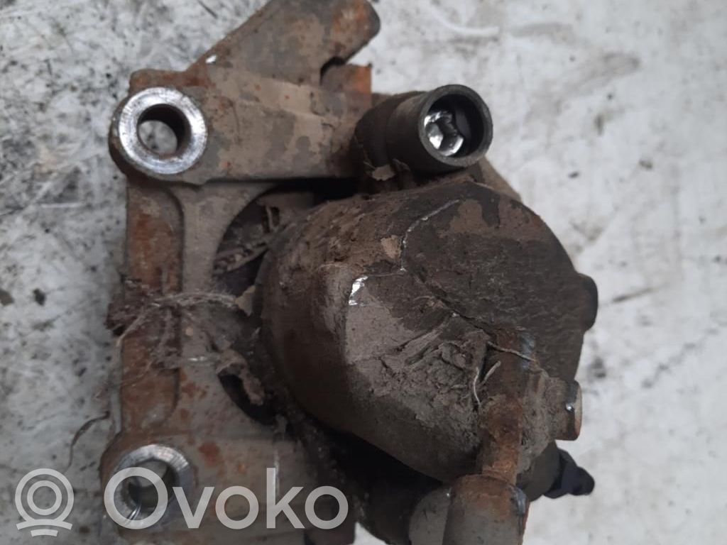Seat Leon (1M) Etujarrusatula 