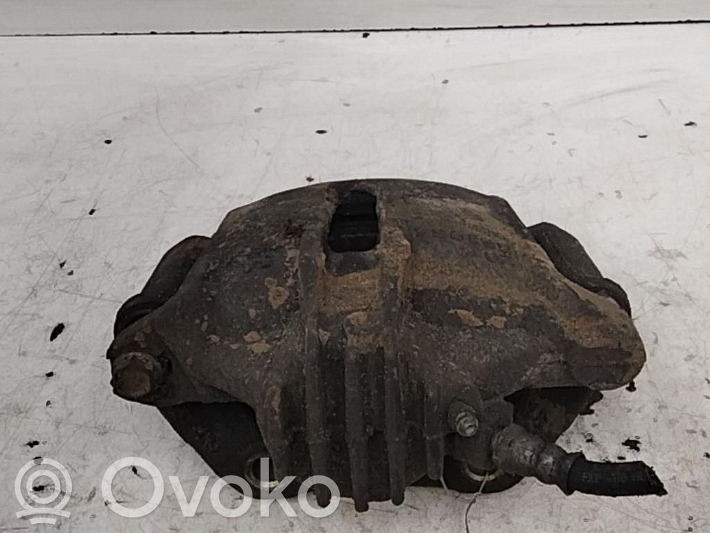 Peugeot 306 Zacisk hamulcowy przedni 