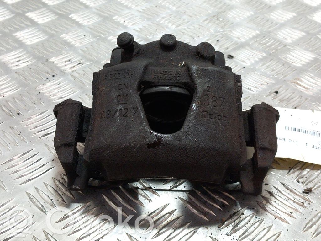 Opel Corsa B Etujarrusatula 