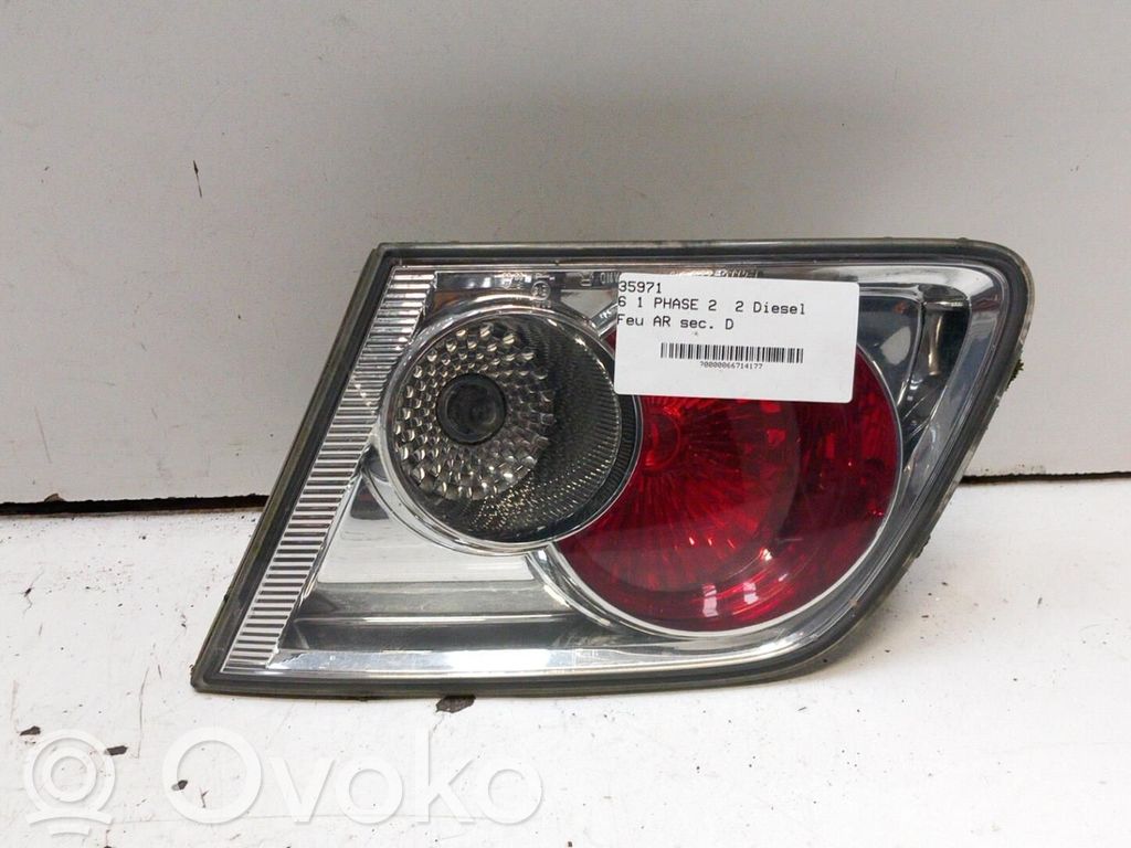 Mazda 6 Takaluukun takavalot 