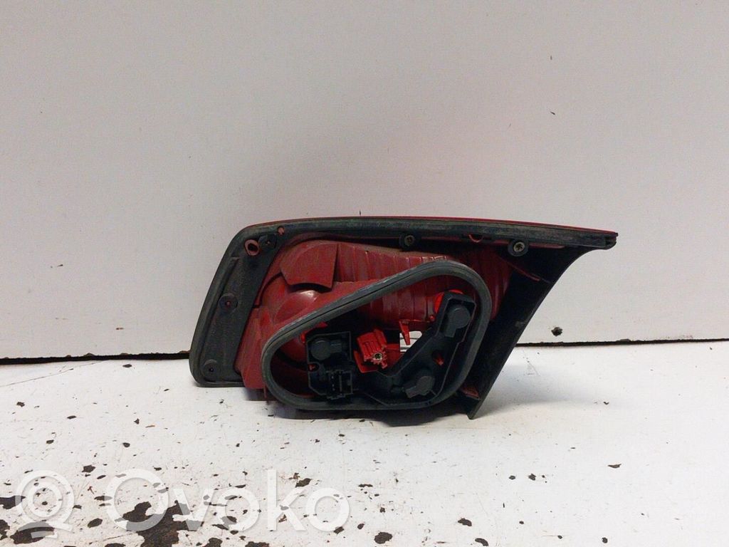 Renault Vel Satis Takaluukun takavalot 