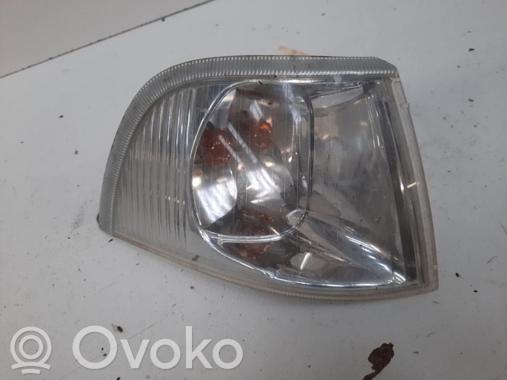 Volvo S40, V40 Kierunkowskaz błotnika przedniego 