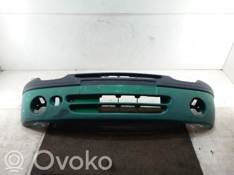 Renault Twingo I Parachoques delantero 