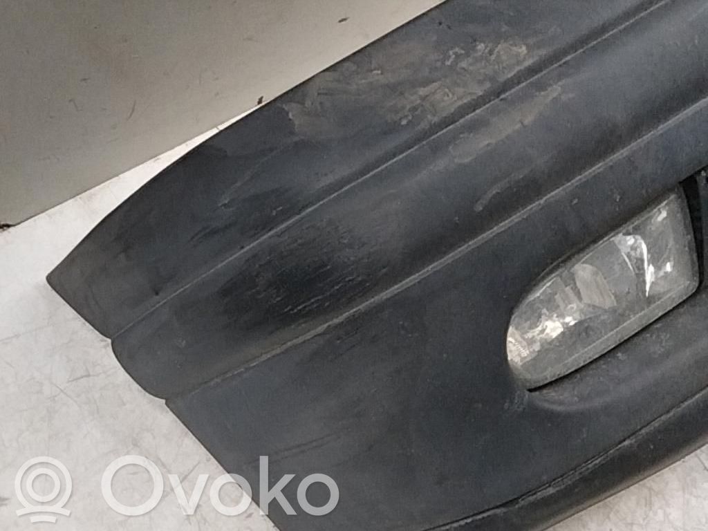 Renault Clio I Передний бампер 