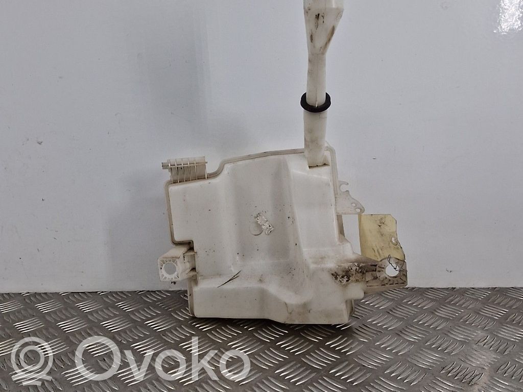 Ford Focus Langų skysčio bakelis 