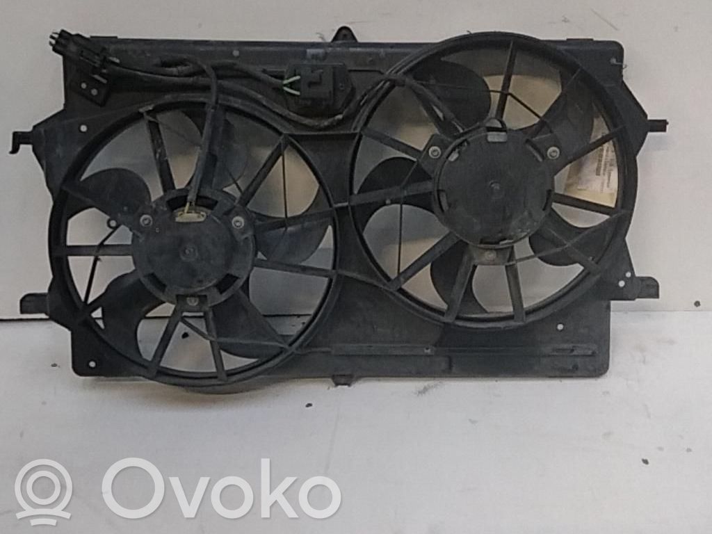 Ford Focus Elektrisks radiatoru ventilators 
