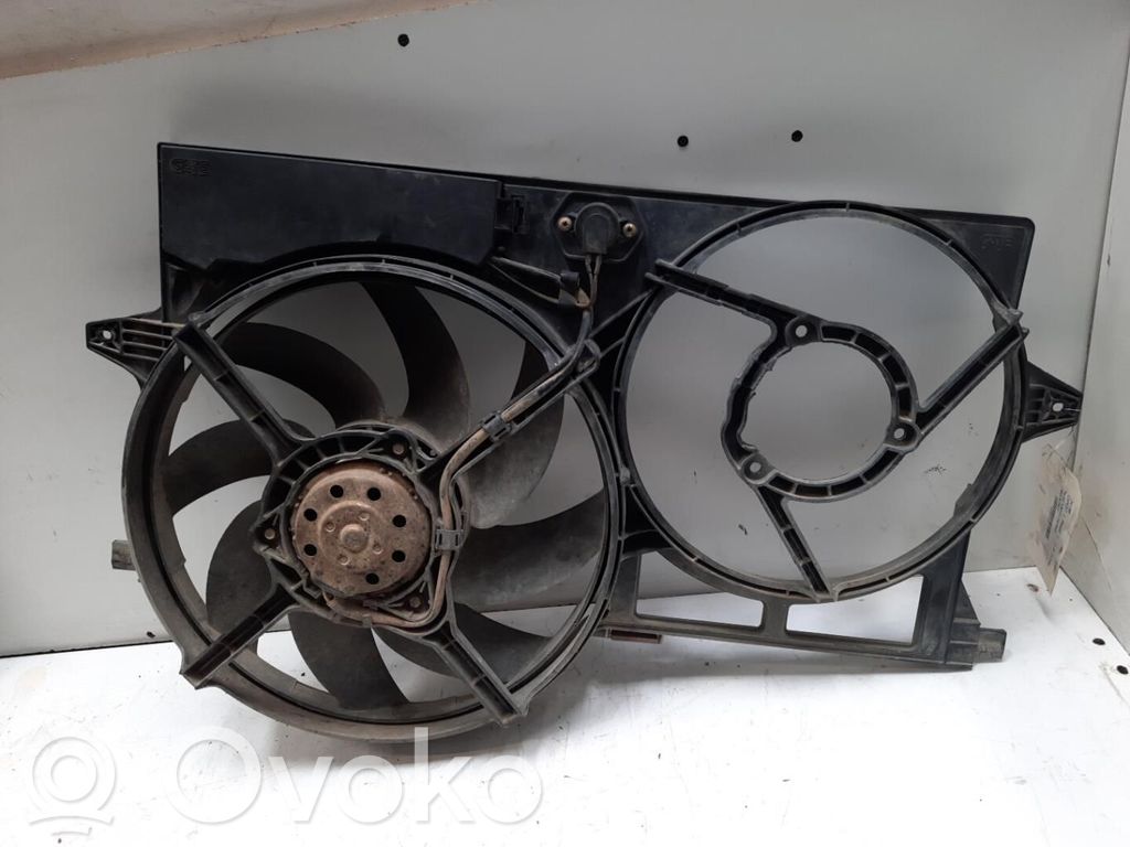 Peugeot Expert Elektrinis radiatorių ventiliatorius 