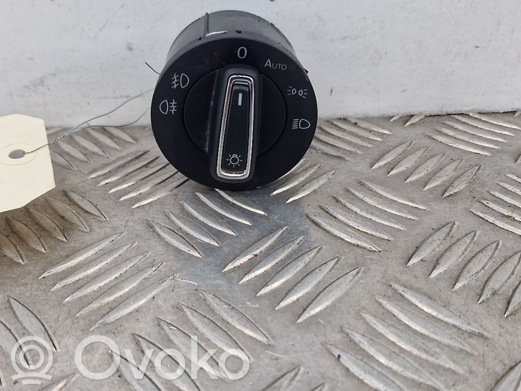 Volkswagen Golf VII Interruptor de luz 