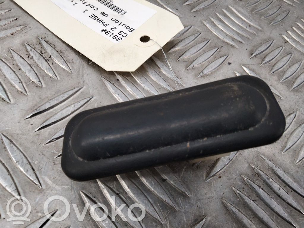 Citroen C3 Tailgate opening switch 
