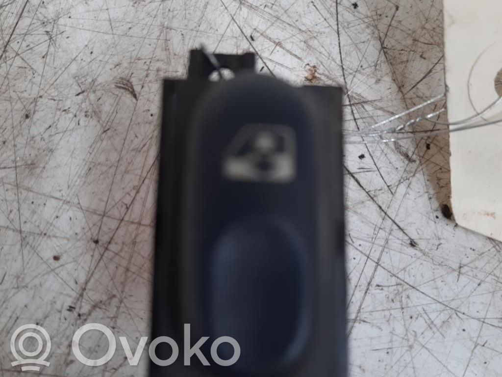 Renault Espace III Electric window control switch 
