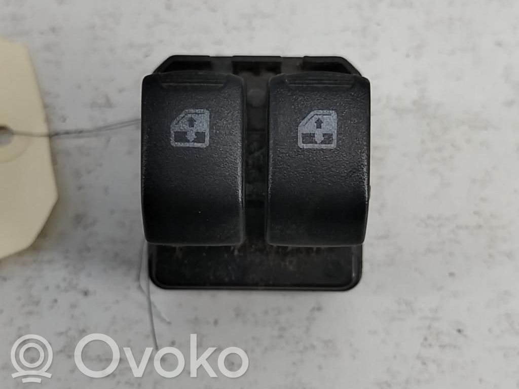 Chevrolet Spark Electric window control switch 