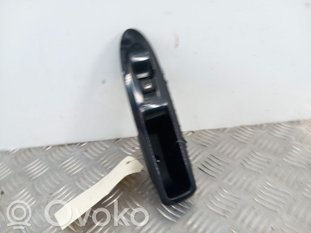 Citroen C4 II Electric window control switch 