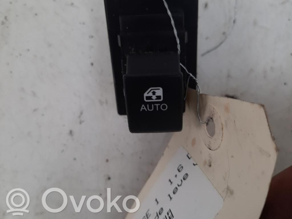 KIA Ceed Electric window control switch 