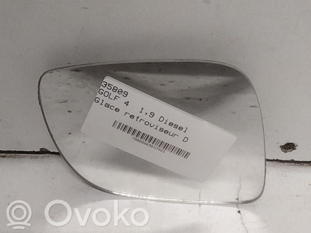 Volkswagen Golf IV Vidrio del espejo lateral 