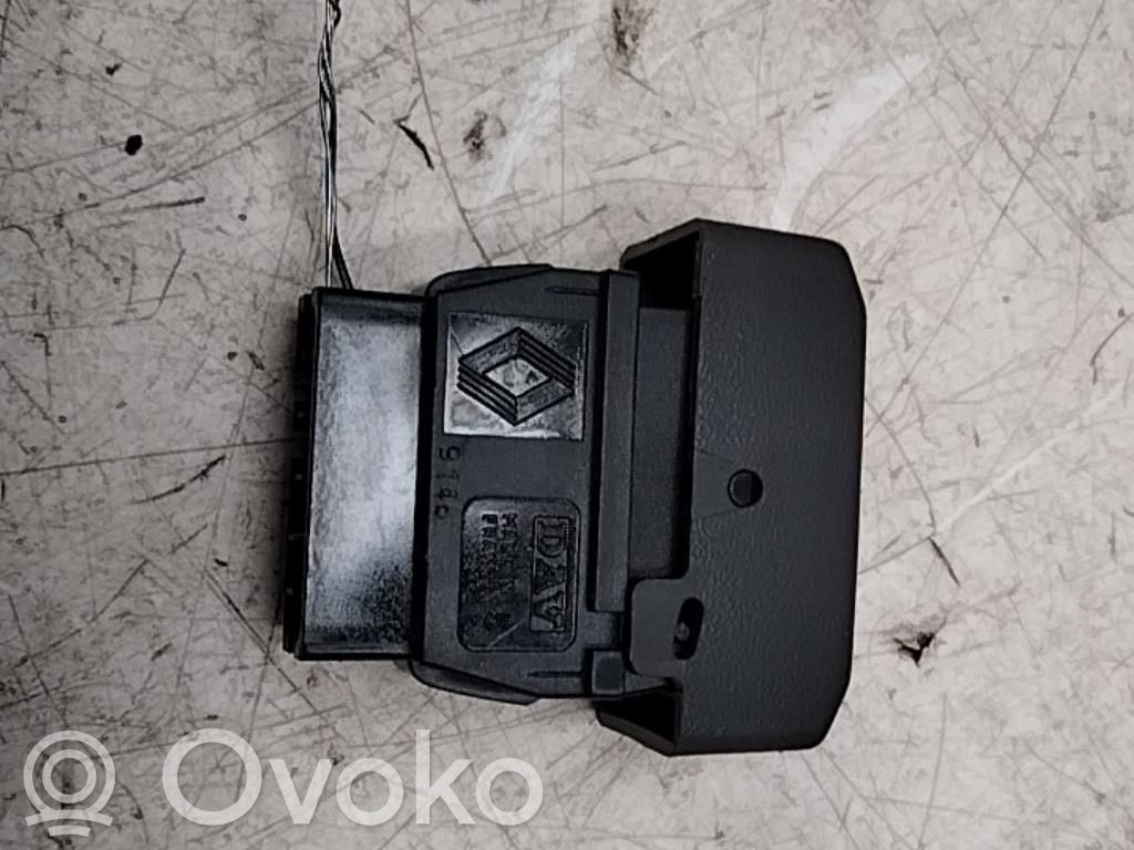 Windscreen/window heater switch