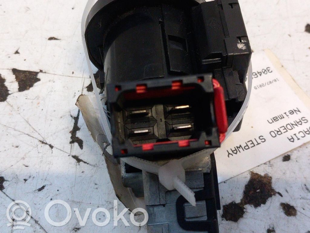 Dacia Sandero Ignition lock 