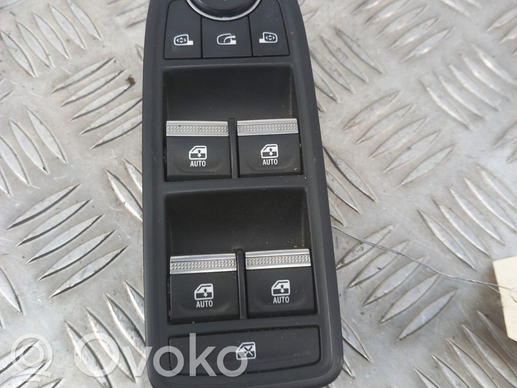 Interruptor del elevalunas eléctrico   254108260R
