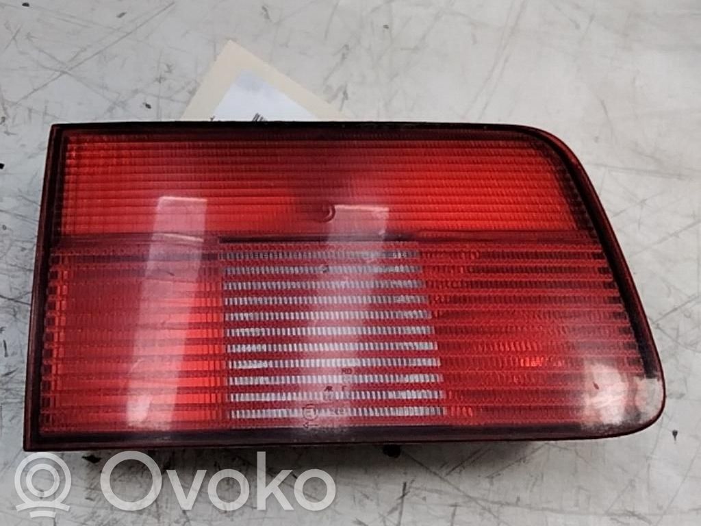 BMW 5 E39 Takaluukun takavalot 
