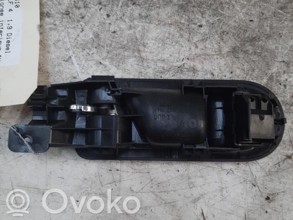 Volkswagen Golf IV Klamka wewnętrzna drzwi przednich 