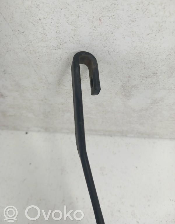 KIA Ceed Front wiper blade arm 