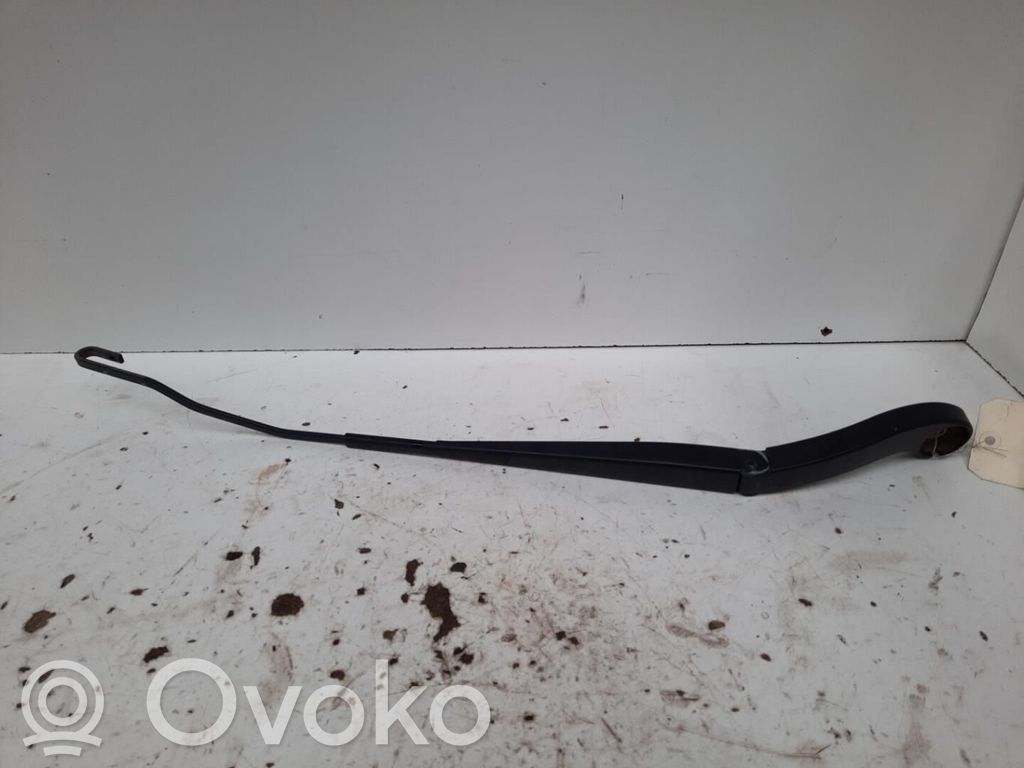 Peugeot Expert Front wiper blade arm 