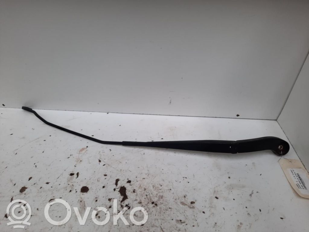 Peugeot Expert Front wiper blade arm 