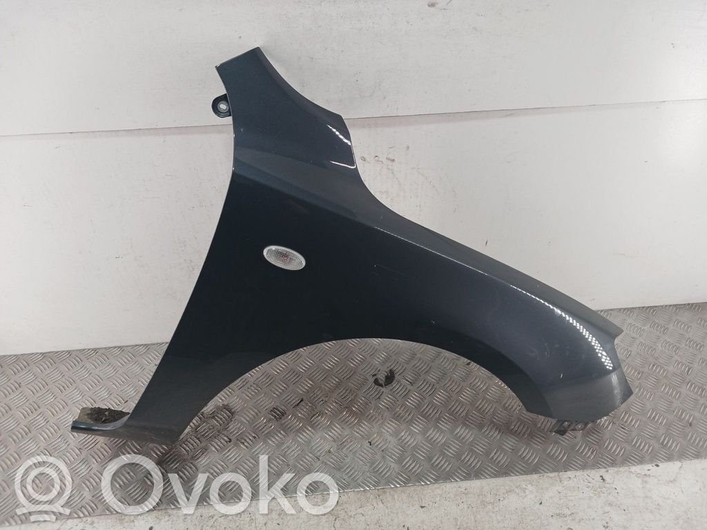 Mazda 3 I Sparnas 