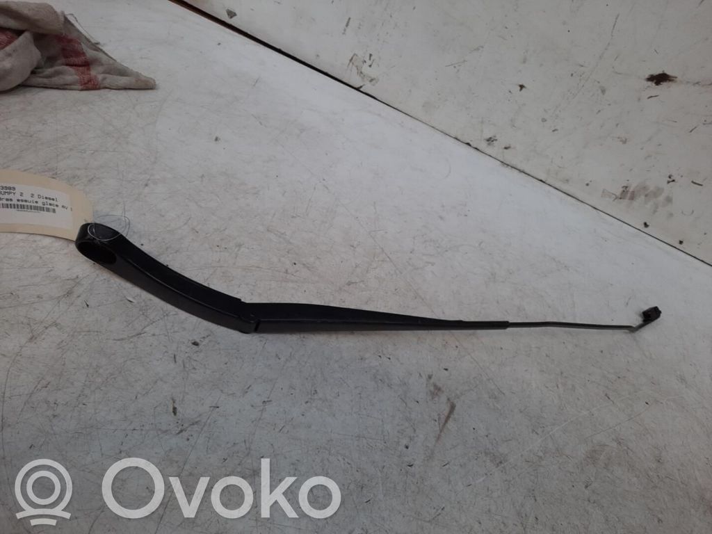 Citroen Jumpy Front wiper blade arm 