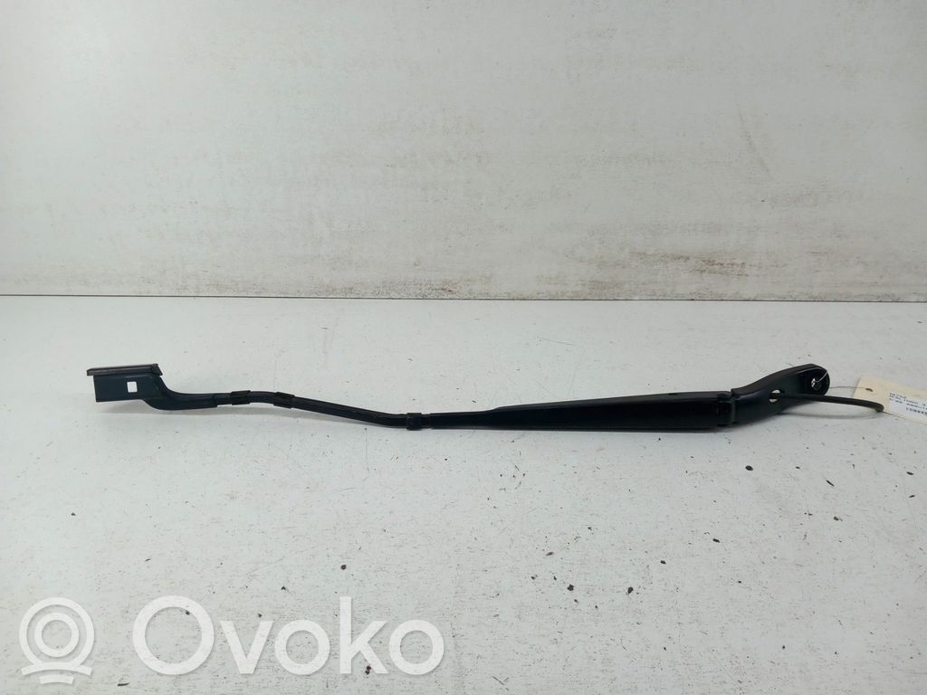 Citroen Berlingo Front wiper blade arm 