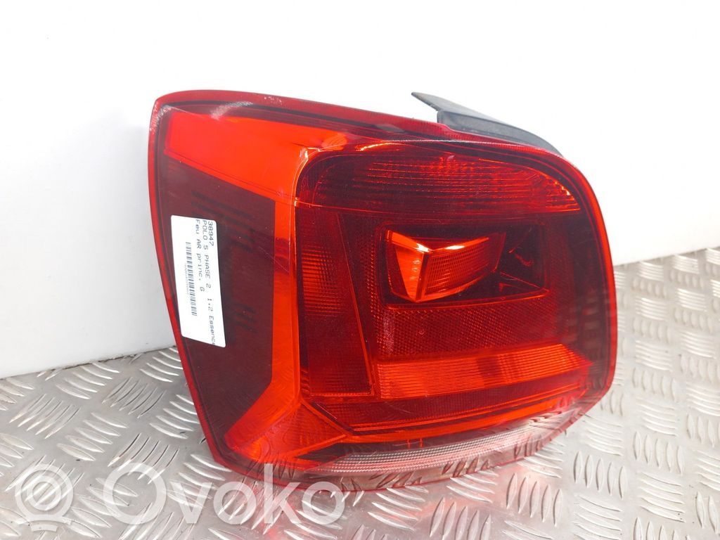 Volkswagen Polo V 6R Lampa tylna 