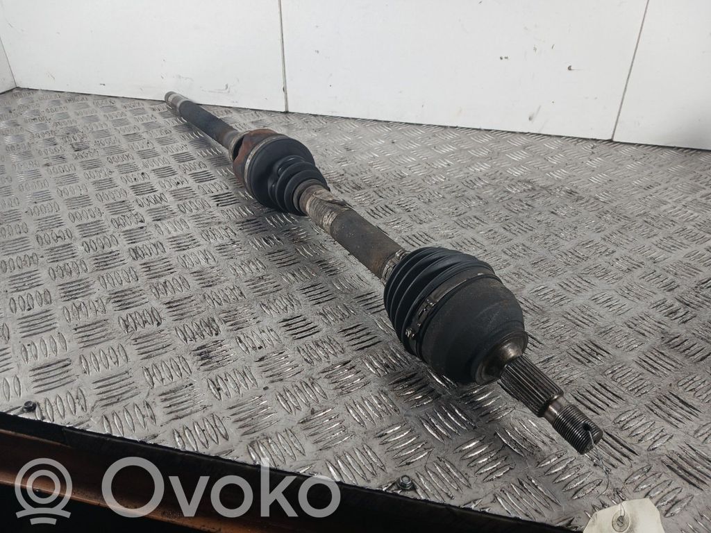 Peugeot 407 Antriebswelle vorne 
