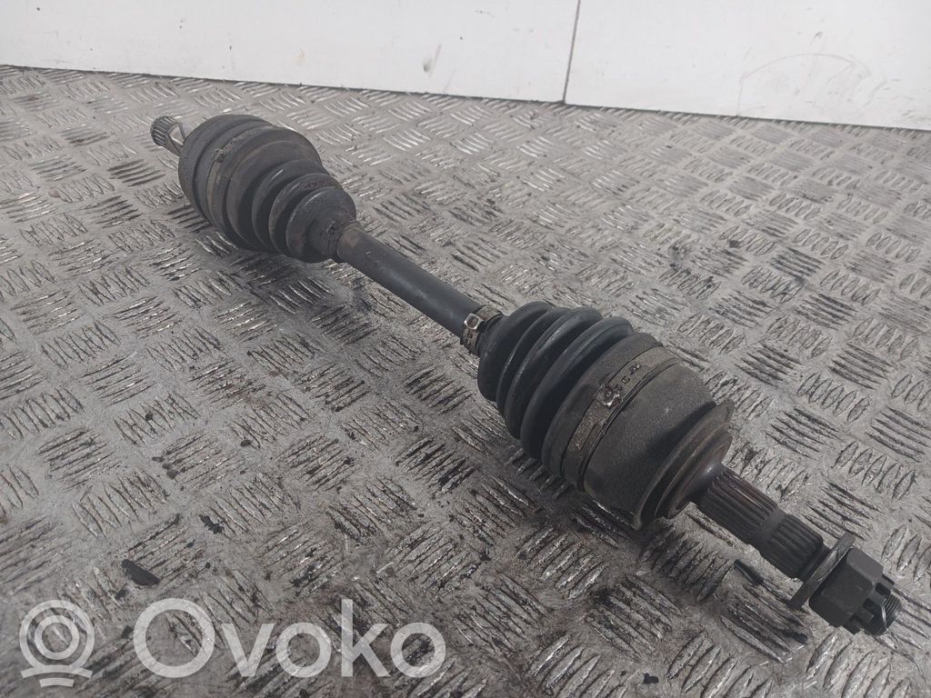 Etuvetoakseli   26032412