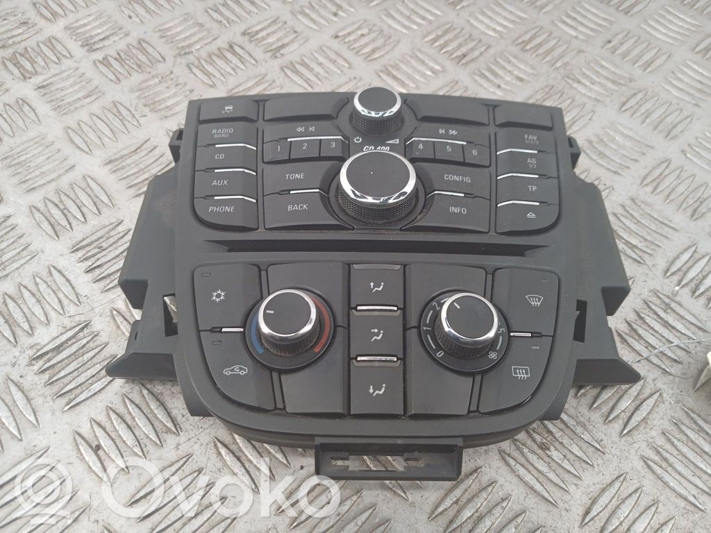 Opel Astra J Climate control unit 