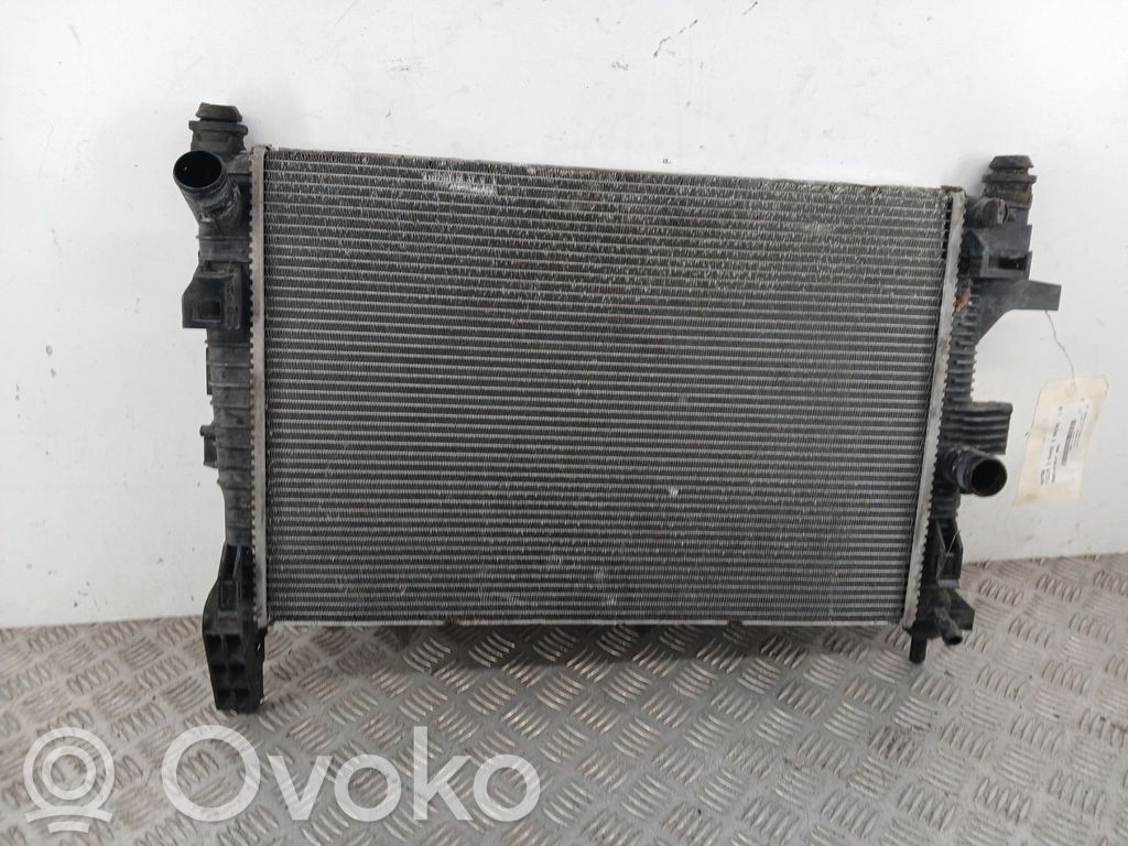 Ford Focus Aušinimo skysčio radiatorius 