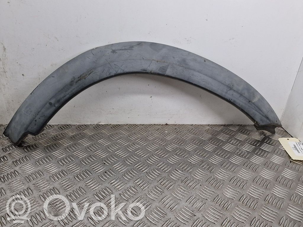 Front arch trim