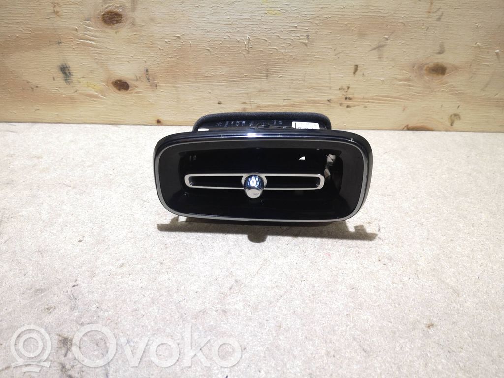 Volvo XC40 Salono oro latakas (-ai) 