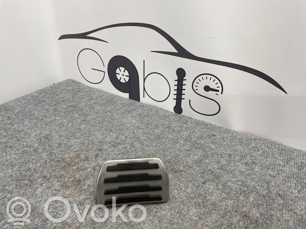 Land Rover Evoque II Brake pedal 