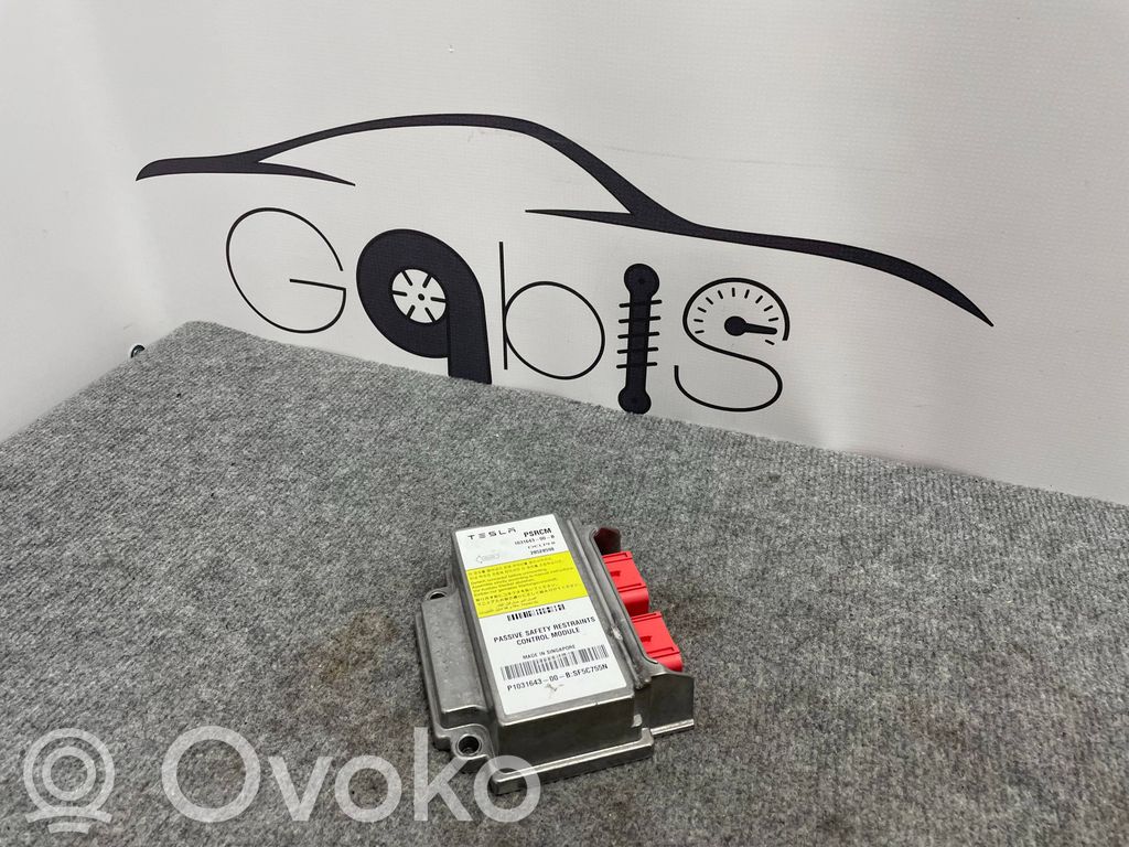 Tesla Model S Airbag control unit/module 