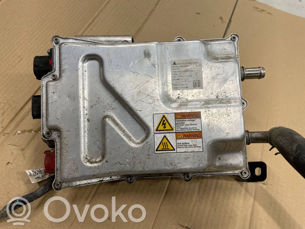 Inversor/convertidor de voltaje   102866400E,DAP2500AB,A18J0051093