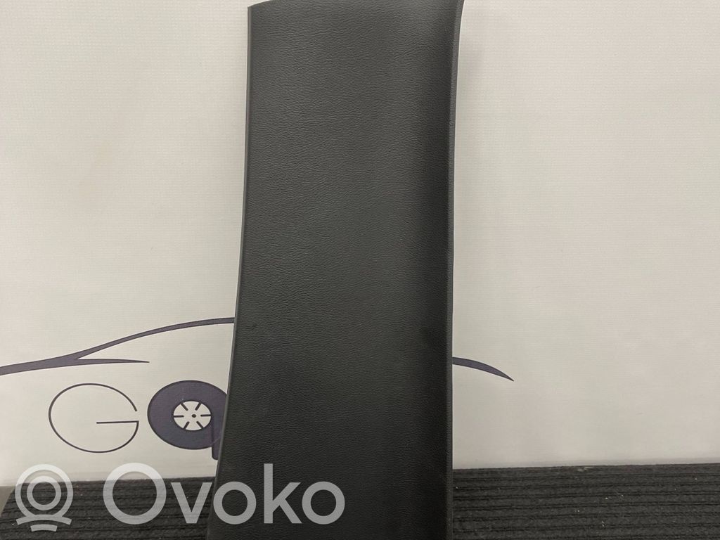 Dodge RAM (B) pillar trim (bottom) 