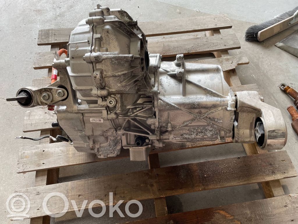 Engine   103530000E,105587510F,105587510F,1035000000,1035000000
