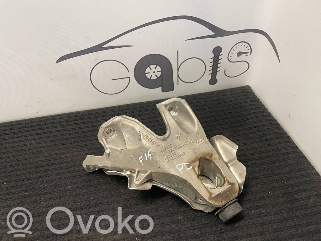 BMW X5 F15 Engine mounting bracket 