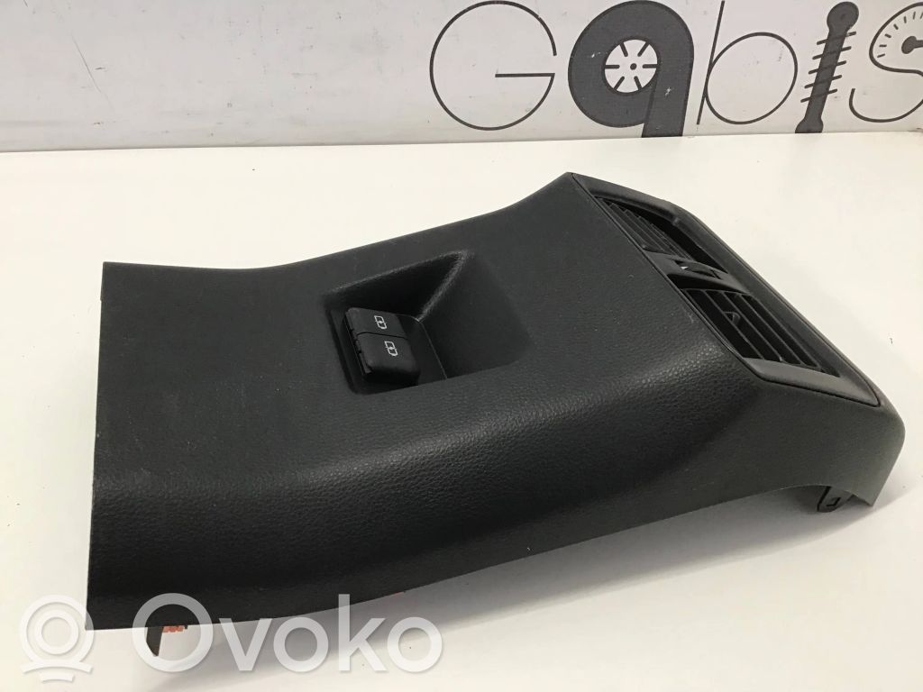 Toyota RAV 4 (XA50) USB socket connector 