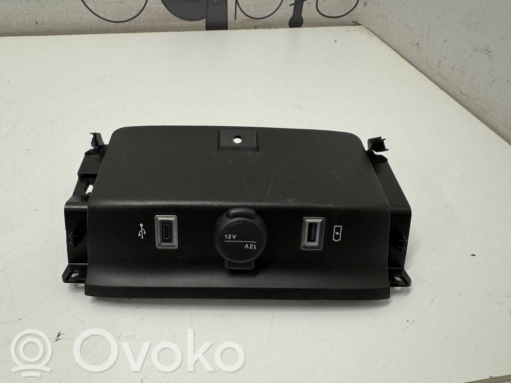 USB socket connector   735763556,735790058,9821703980,9824334377