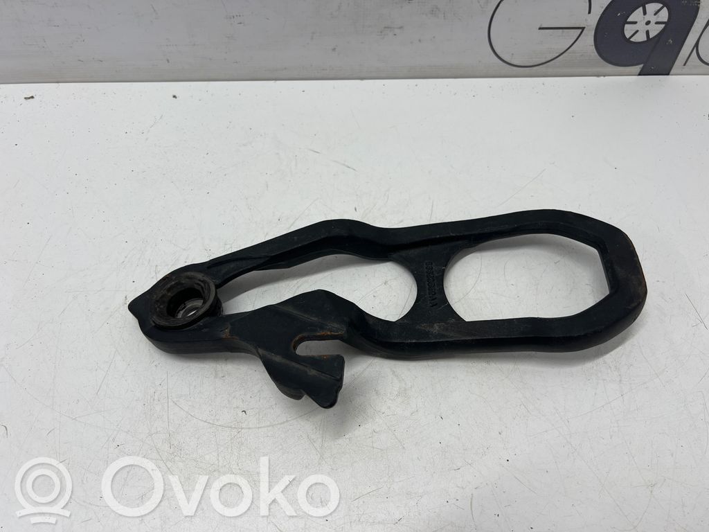 Towing hook eye   68323650AA