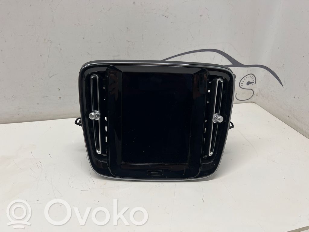 Volvo C40 Screen/display/small screen 